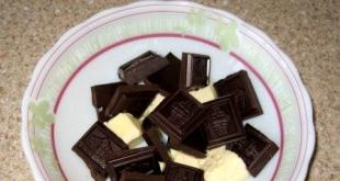 Как сделать изысканный шоколадный кекс-фондан